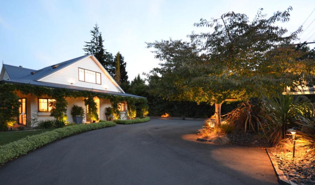 Olive Rabbit - Boutique Bed & Breakfast Turangi Dış mekan fotoğraf